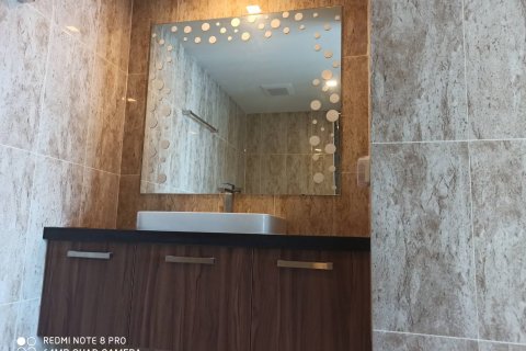 Sobre plano GRAND AVENUE RESIDENCE en Pattaya, Tailandia № 25455 - foto 9