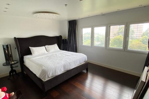 Condominio de 3 dormitorios en Pattaya, Tailandia № 45397 - foto 23