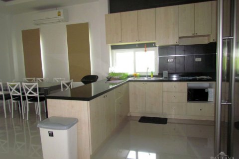 Casa de 3 dormitorios en Pattaya, Tailandia № 45462 - foto 7