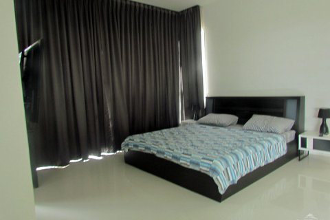Condominio de 2 dormitorios en Pattaya, Tailandia № 45341 - foto 14