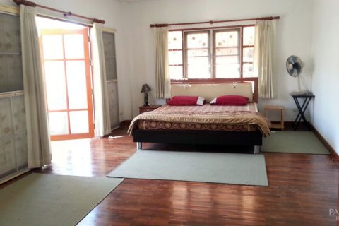 Casa de 3 dormitorios en Pattaya, Tailandia № 45428 - foto 7