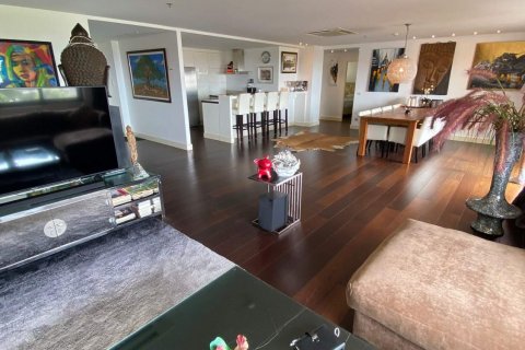 Condominio de 3 dormitorios en Pattaya, Tailandia № 45397 - foto 12