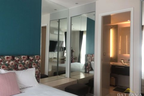 Condominio de 2 dormitorios en Jomtien Beach, Pattaya, Tailandia № 45084 - foto 27