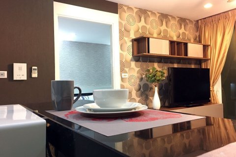 Condominio de 1 dormitorio en Pattaya, Tailandia № 45038 - foto 2
