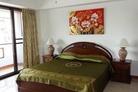 Condominio de 2 dormitorios en Jomtien Beach, Pattaya, Tailandia № 45153 - foto 21