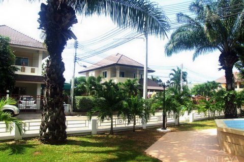 Casa de 3 dormitorios en Pattaya, Tailandia № 45465 - foto 13