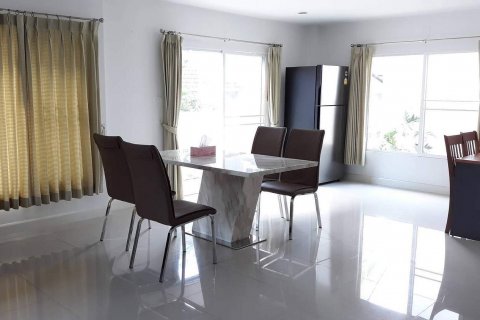 Casa de 3 dormitorios en Pattaya, Tailandia № 45524 - foto 4