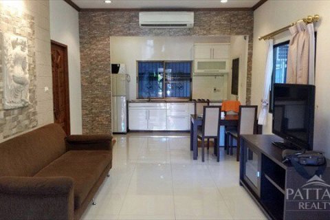 Casa de 2 dormitorios en Jomtien Beach, Pattaya, Tailandia № 45510 - foto 12
