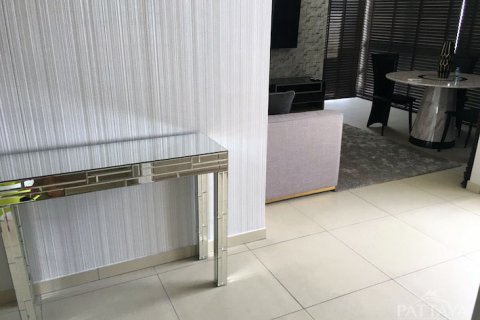 Condominio de 2 dormitorios en Pattaya, Tailandia № 45191 - foto 3