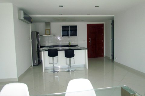 Condominio de 2 dormitorios en Pattaya, Tailandia № 45315 - foto 2