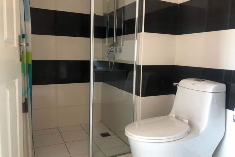 Condominio de 2 dormitorios en Pattaya, Tailandia № 45089 - foto 2