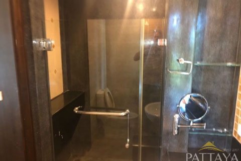 Casa de 4 dormitorios en Pattaya, Tailandia № 45471 - foto 29