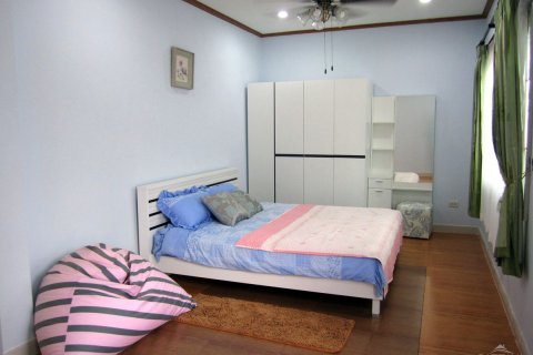 Casa de 5 dormitorios en Jomtien Beach, Pattaya, Tailandia № 45502 - foto 14