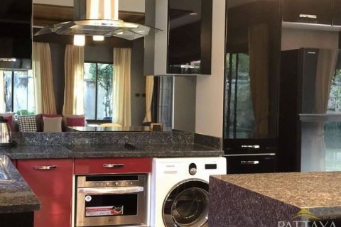 Casa de 3 dormitorios en Pattaya, Tailandia № 45520 - foto 8