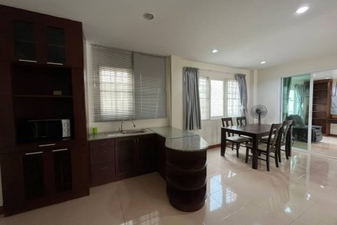 Casa de 3 dormitorios en Jomtien Beach, Pattaya, Tailandia № 45467