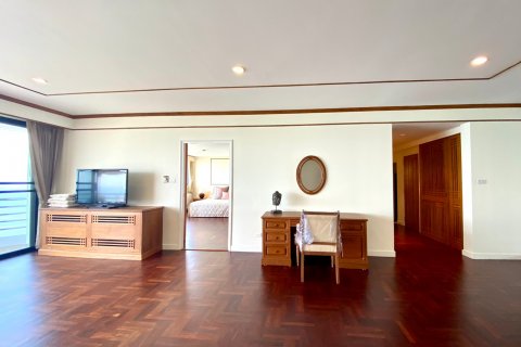 Condominio de 3 dormitorios en Pattaya, Tailandia № 45391 - foto 18