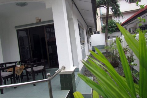 Casa de 2 dormitorios en Jomtien Beach, Pattaya, Tailandia № 45559 - foto 4