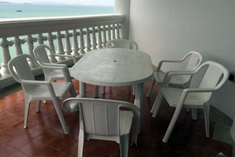 Condominio de 3 dormitorios en Pattaya, Tailandia № 45410 - foto 23