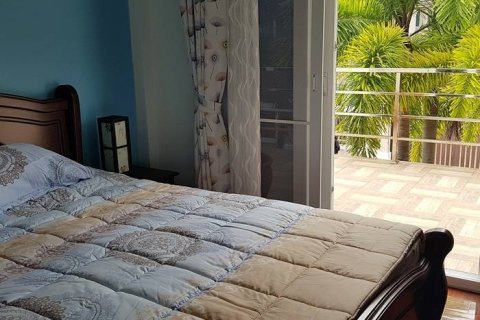 Casa de 5 dormitorios en Pattaya, Tailandia № 45526 - foto 19