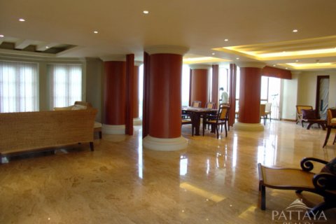 Condominio de 3 dormitorios en Pattaya, Tailandia № 45148 - foto 2