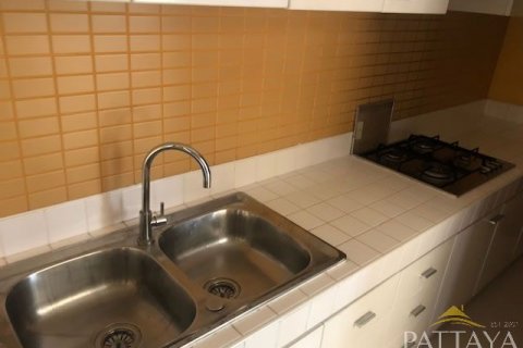 Casa de 4 dormitorios en Pattaya, Tailandia № 45471 - foto 12