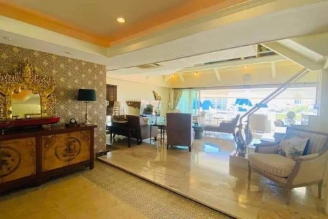 Sobre plano Chateau Dale Thabali en Pattaya, Tailandia № 28365 - foto 10