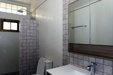 Casa de 4 dormitorios en Pattaya, Tailandia № 45461 - foto 8