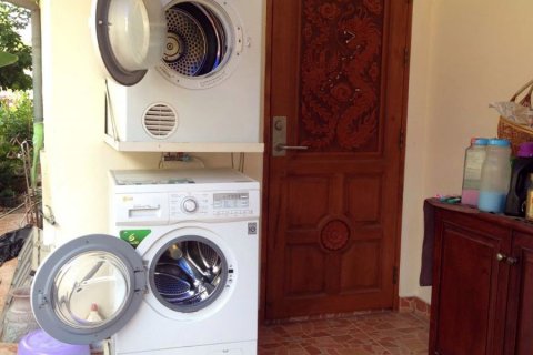 Casa de 3 dormitorios en Pattaya, Tailandia № 45514 - foto 3