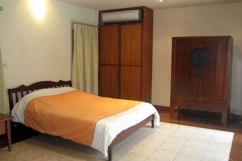 Casa de 3 dormitorios en Jomtien Beach, Pattaya, Tailandia № 45513 - foto 6