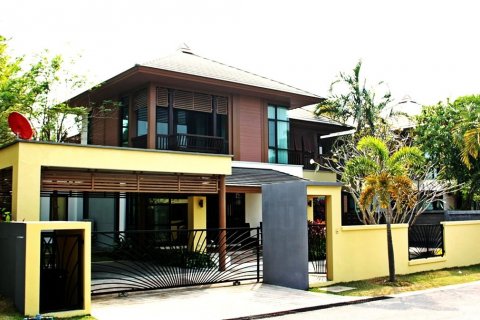 Casa de 3 dormitorios en Pattaya, Tailandia № 45511 - foto 4