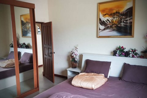 Casa de 3 dormitorios en Pattaya, Tailandia № 45530 - foto 16