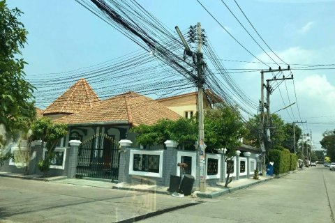Casa de 3 dormitorios en Pattaya, Tailandia № 45544 - foto 22
