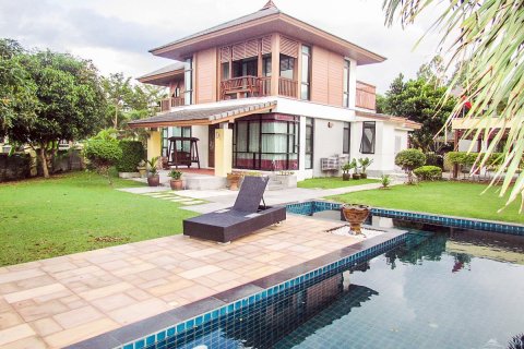 Casa de 3 dormitorios en Pattaya, Tailandia № 45429 - foto 4