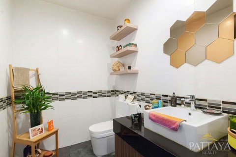 Casa de 3 dormitorios en Pattaya, Tailandia № 45472 - foto 8