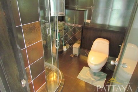 Condominio de 2 dormitorios en Jomtien Beach, Pattaya, Tailandia № 45224 - foto 30