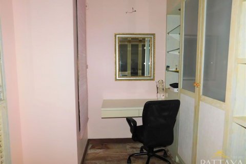 Casa de 3 dormitorios en Pattaya, Tailandia № 45476 - foto 26