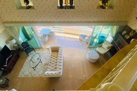 Sobre plano Chateau Dale Thabali en Pattaya, Tailandia № 28365 - foto 7