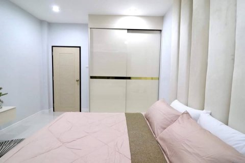 Casa de 3 dormitorios en Bang Lamung, Tailandia № 46327 - foto 27