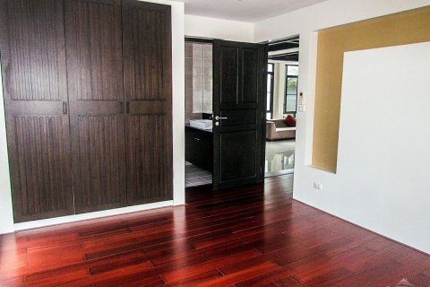 Casa de 3 dormitorios en Pattaya, Tailandia № 45429 - foto 23