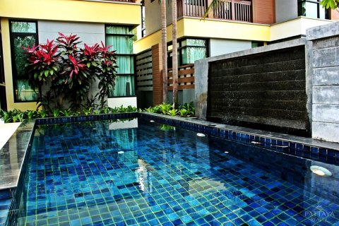 Casa de 3 dormitorios en Pattaya, Tailandia № 45458 - foto 15
