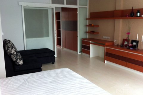 Casa de 3 dormitorios en Jomtien Beach, Pattaya, Tailandia № 45456