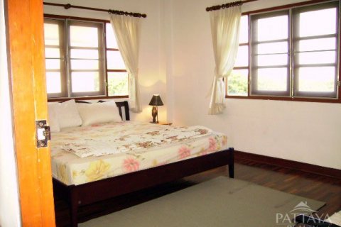 Casa de 3 dormitorios en Pattaya, Tailandia № 45428 - foto 8
