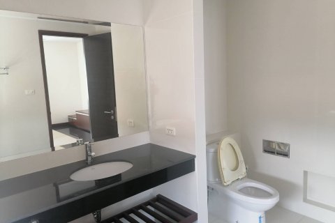 Condominio de 2 dormitorios en Jomtien Beach, Pattaya, Tailandia № 45265 - foto 10