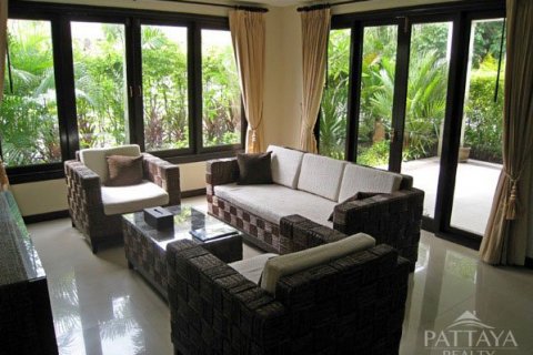 Casa de 2 dormitorios en Pattaya, Tailandia № 45452 - foto 4