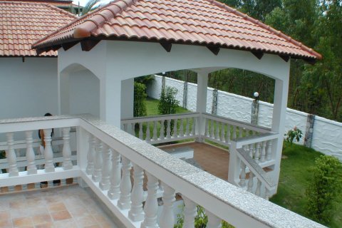 Casa de 3 dormitorios en Pattaya, Tailandia № 45555 - foto 2