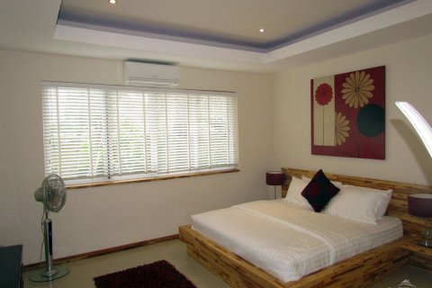 Casa de 3 dormitorios en Pattaya, Tailandia № 45503 - foto 21