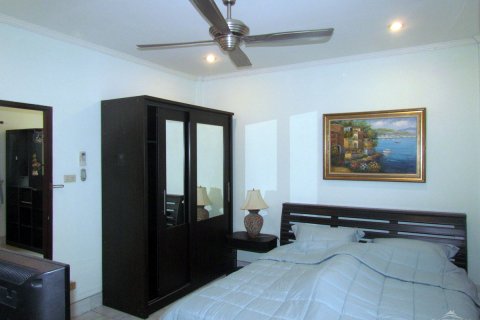 Casa de 2 dormitorios en Jomtien Beach, Pattaya, Tailandia № 45559 - foto 15