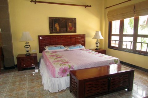 Casa de 3 dormitorios en Jomtien Beach, Pattaya, Tailandia № 45440 - foto 19