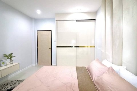 Casa de 3 dormitorios en Bang Lamung, Tailandia № 46327 - foto 29