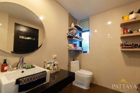 Casa de 3 dormitorios en Pattaya, Tailandia № 45472 - foto 10